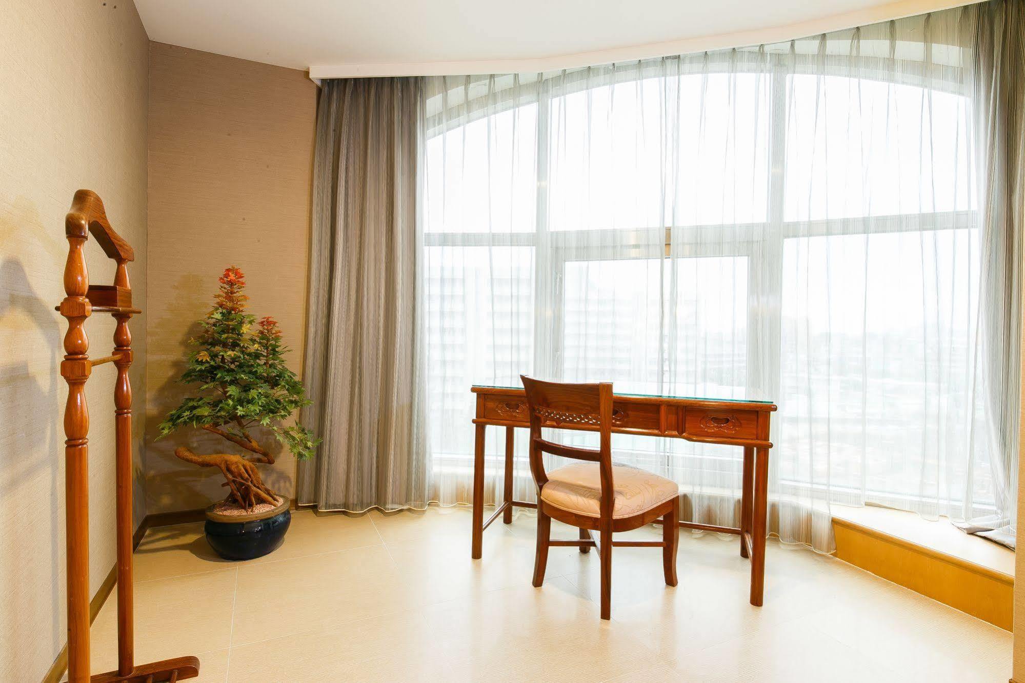Highness Hotel Guishan Luaran gambar